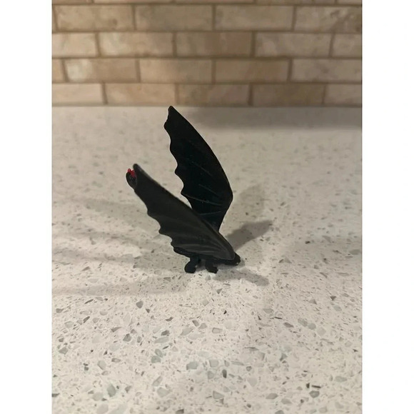 How to train a dragon figurines sg - Picture 8 of 9